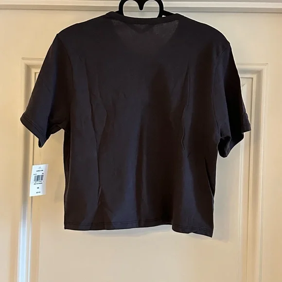 Hurley Black Daisy Graphic Crop Short Sleeve Cotton Top Size Various - Picture 3 of 8